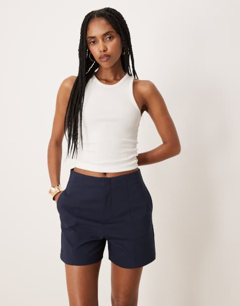 Mango – Marinblå, figursydda shorts med fickor - view 1