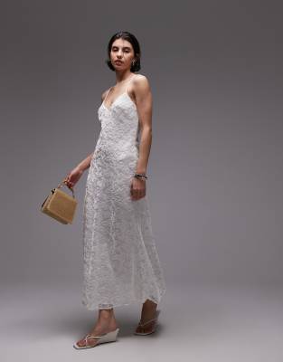 Mango - Maxi-Trägerkleid aus Ausbrennersamt in Elfenbeinweiß