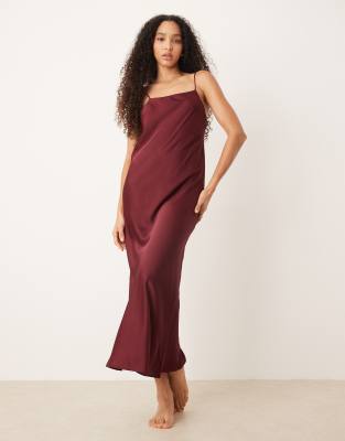 Mango - Maxi-Trägerkleid aus Satin in Dunkelrot