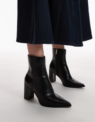 mid heel pointed ankle boots in black