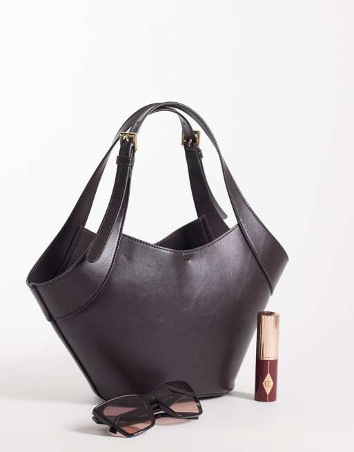 Mango mini bucket bag in chocolate, 2 of 4