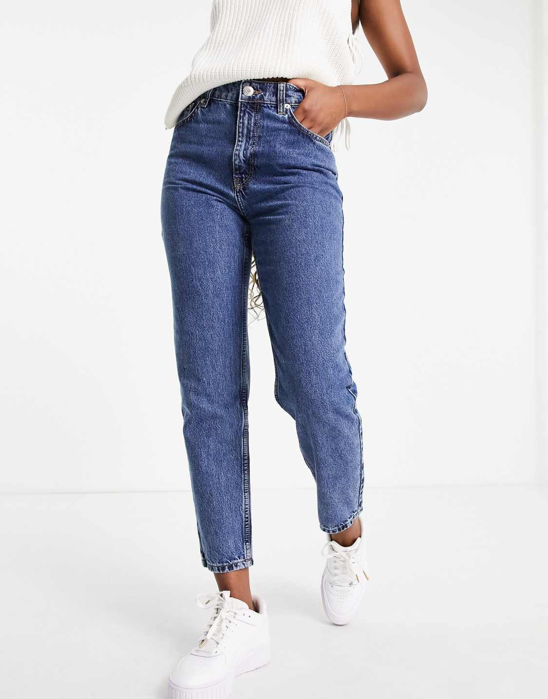 <b>Mango</b> mom <b>jeans</b> in blue, 3 of 4.