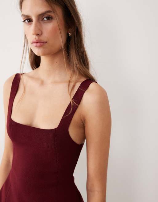 Mango – Mörkröd, tätstickad topp med fyrkantig ringning i peplum-modell, 3 av 4