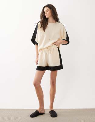 Mango Morti 100 linen tie waist shorts in beige - part of a set beige 13490₽