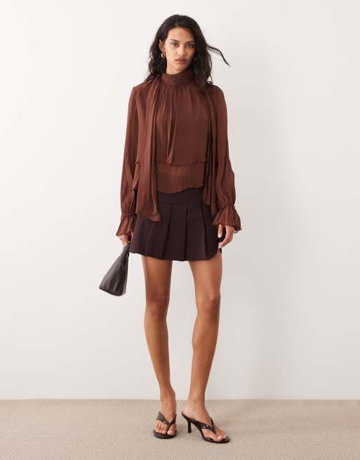 Mango - Mouwloze blouse met ruches en sjaaldetail in chocoladebruin, 2 van 4