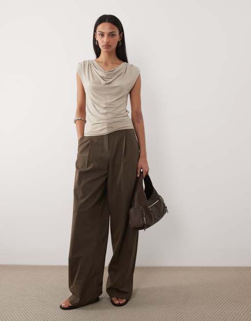 Mango - Mouwloze top met gedrapeerde halslijn in beige, 2 van 4