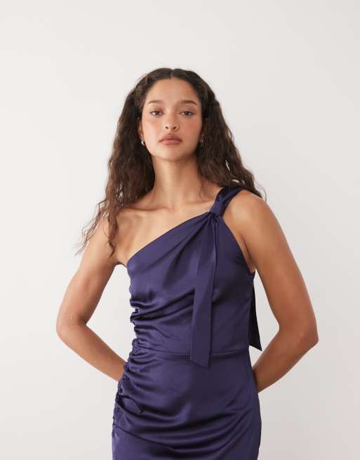 Mango - Mørkeblå oneshoulder-midikjole i satin, 2 af 4