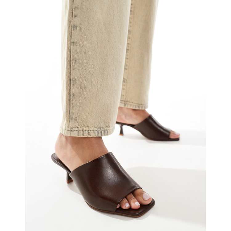 Mango Muiltjes met vierkante neus in donkerbruin ASOS