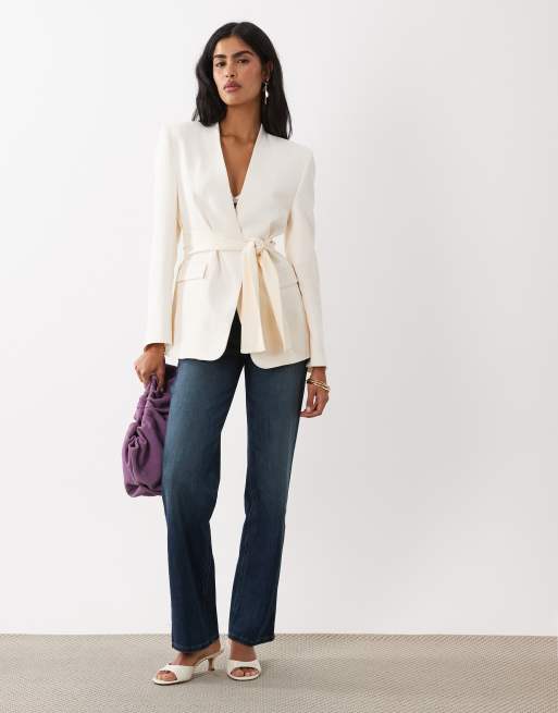 Mango - New York - Blazer d'ensemble ajusté avec détail foulard à franges - Crème, 2 de 4
