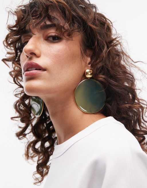 Mango - Orecchini oversize in resina verde e color oro