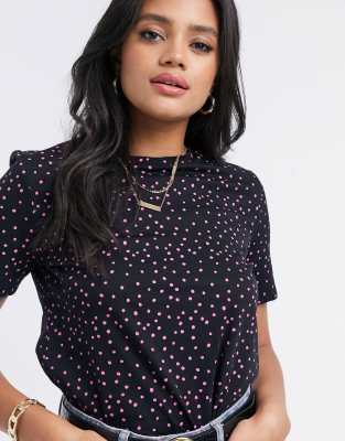 pink polka dot t shirt