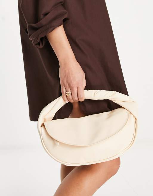 Mango - Oval skuldertaske i vaniljefarvet