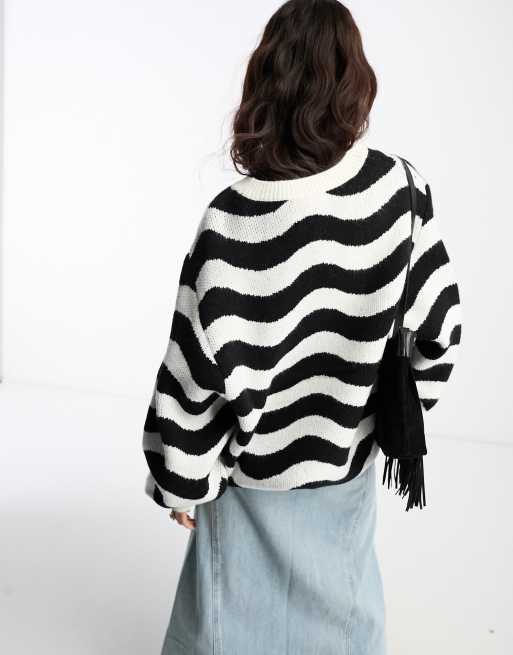 Mango oversize wavy striped sweater in black and white, 3 of 4