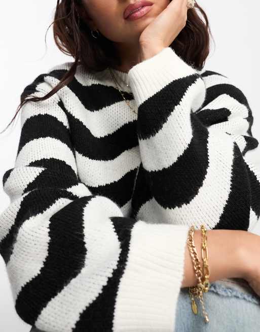 Mango oversize wavy striped sweater in black and white, 4 of 4