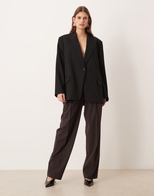 Mango oversized boxy blazer in black, 3 of 4