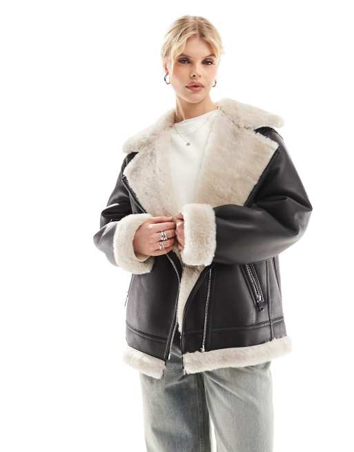 Mango - Oversized og sort aviator-jakke med imiteret lammeskindskrave