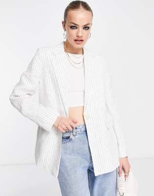 Pinstripe Blazer, Mom Jeans and White Pumps - MEMORANDUM