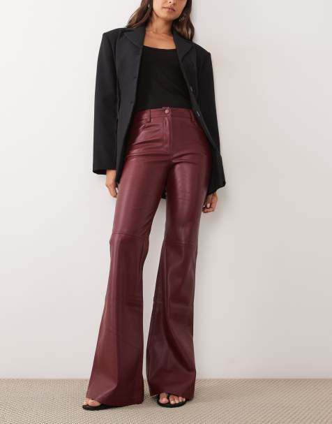 Mango pantalon évasé en imitation cuir couleur baie - view 1