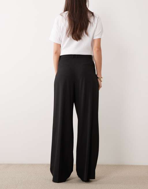 Mango - Pantaloni sartoriali comodi neri con pieghe sul davanti, 5 di 5