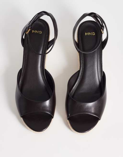 Mango – Peeptoe-Schuhe aus Kunstleder in Schokobraun mit Keilabsatz, 2 von 4