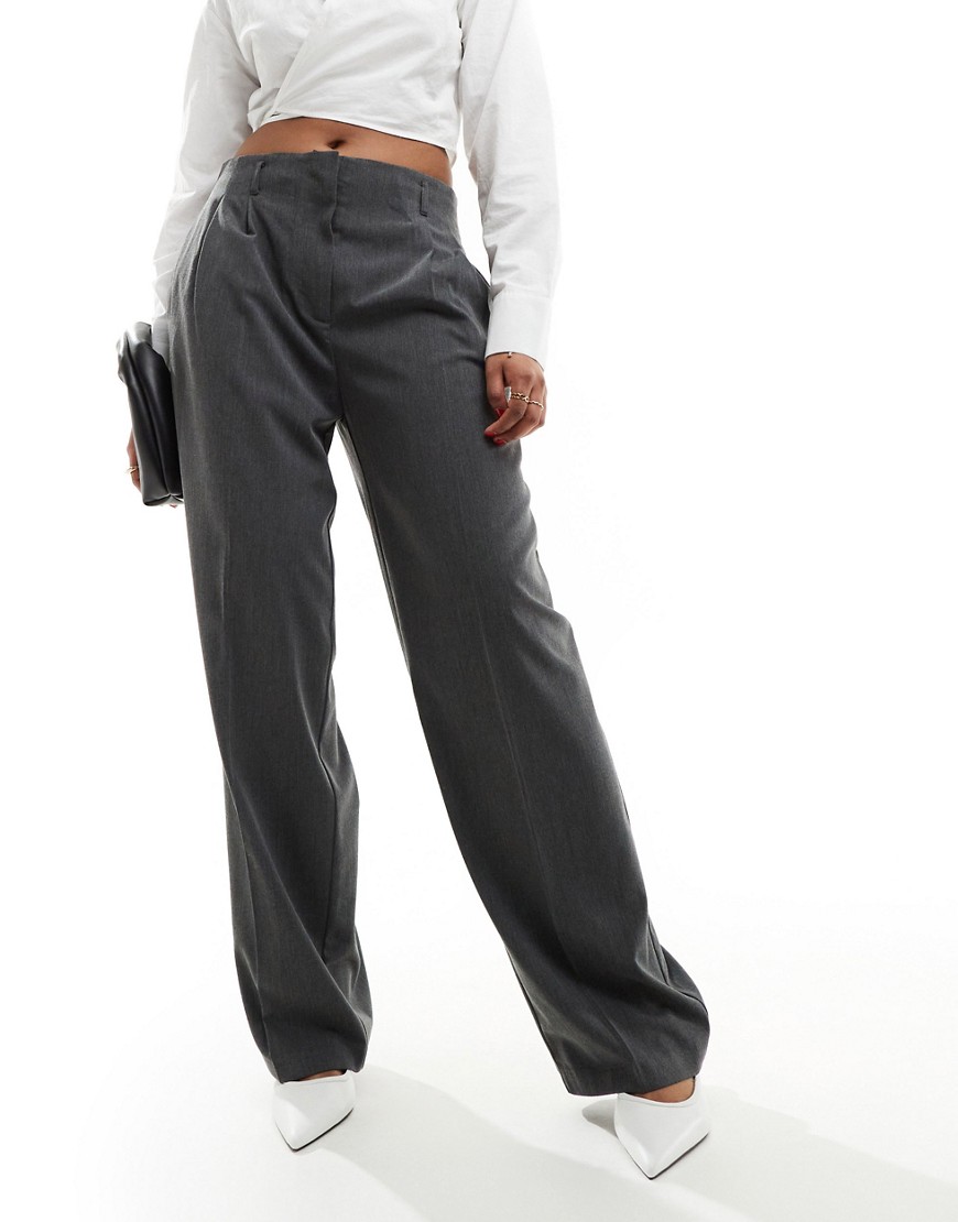 pintuck slouchy tailored pants in gray
