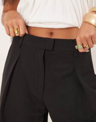 Mango Pleat Front Tailored Pants In Black