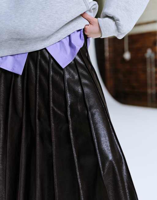 Mango pleated faux leather maxi skirt in chocolate, 2 of 5