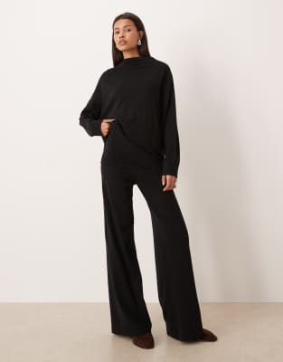 Mango Plegamm Knit Pants In Black