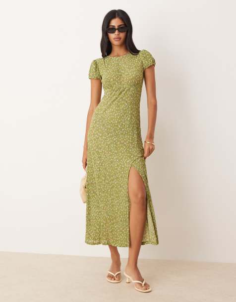 Mango – Plissiertes Midikleid mit Blumenmuster in Grün - view 1