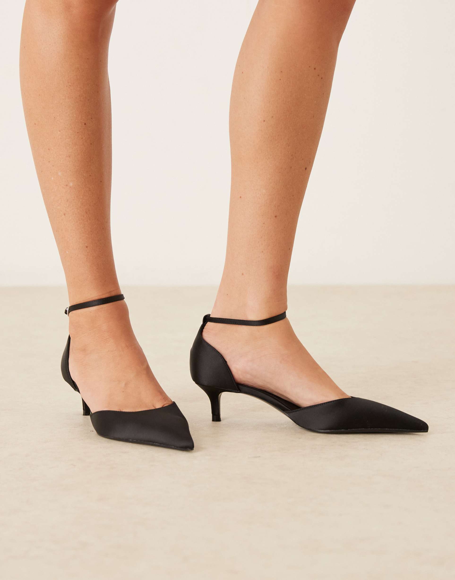 mango pointed closed back heeled shoes in black