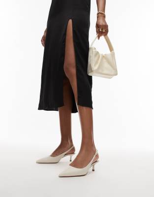 pointed kitten heel shoes in cream-Neutral