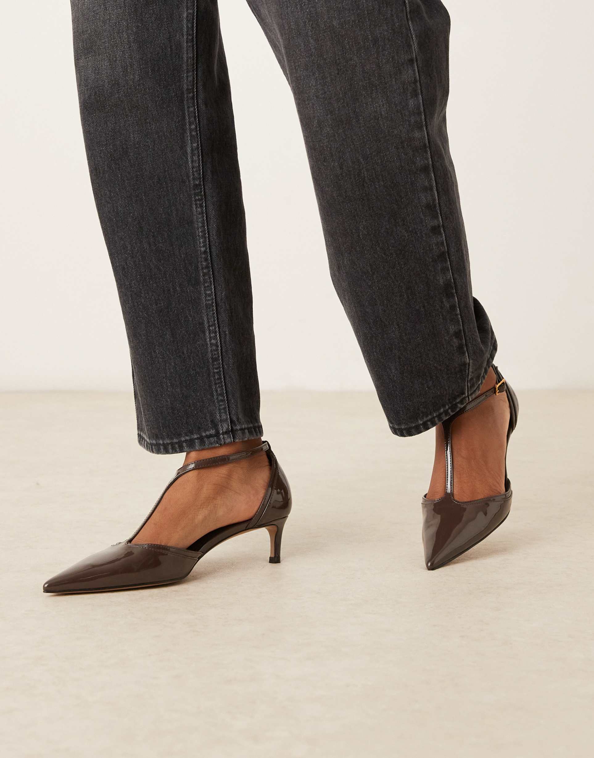 mango pointed toe kitten heel shoes in chocolate brown