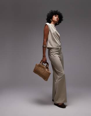 Resort 3