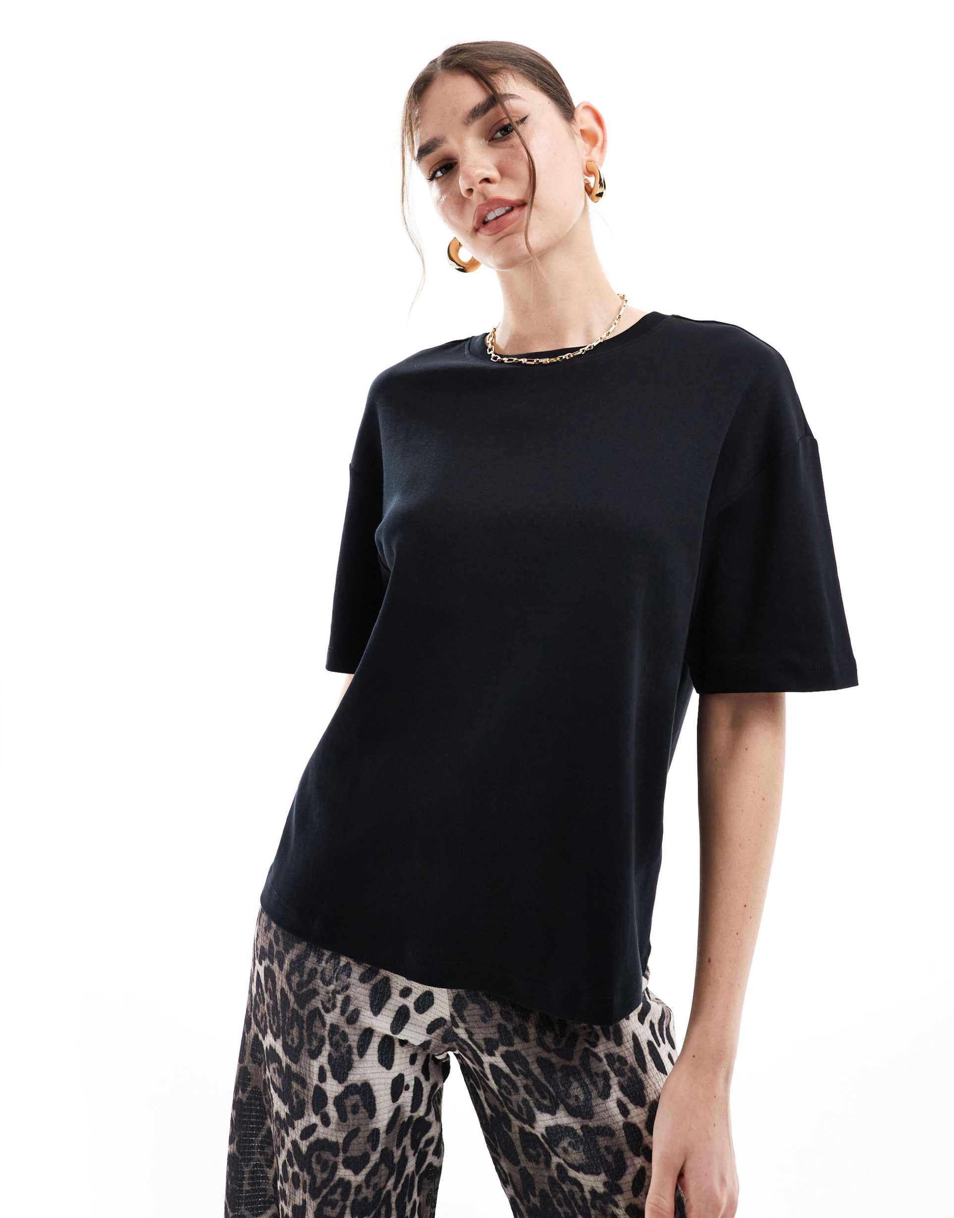 mango premium oversized t-shirt in black