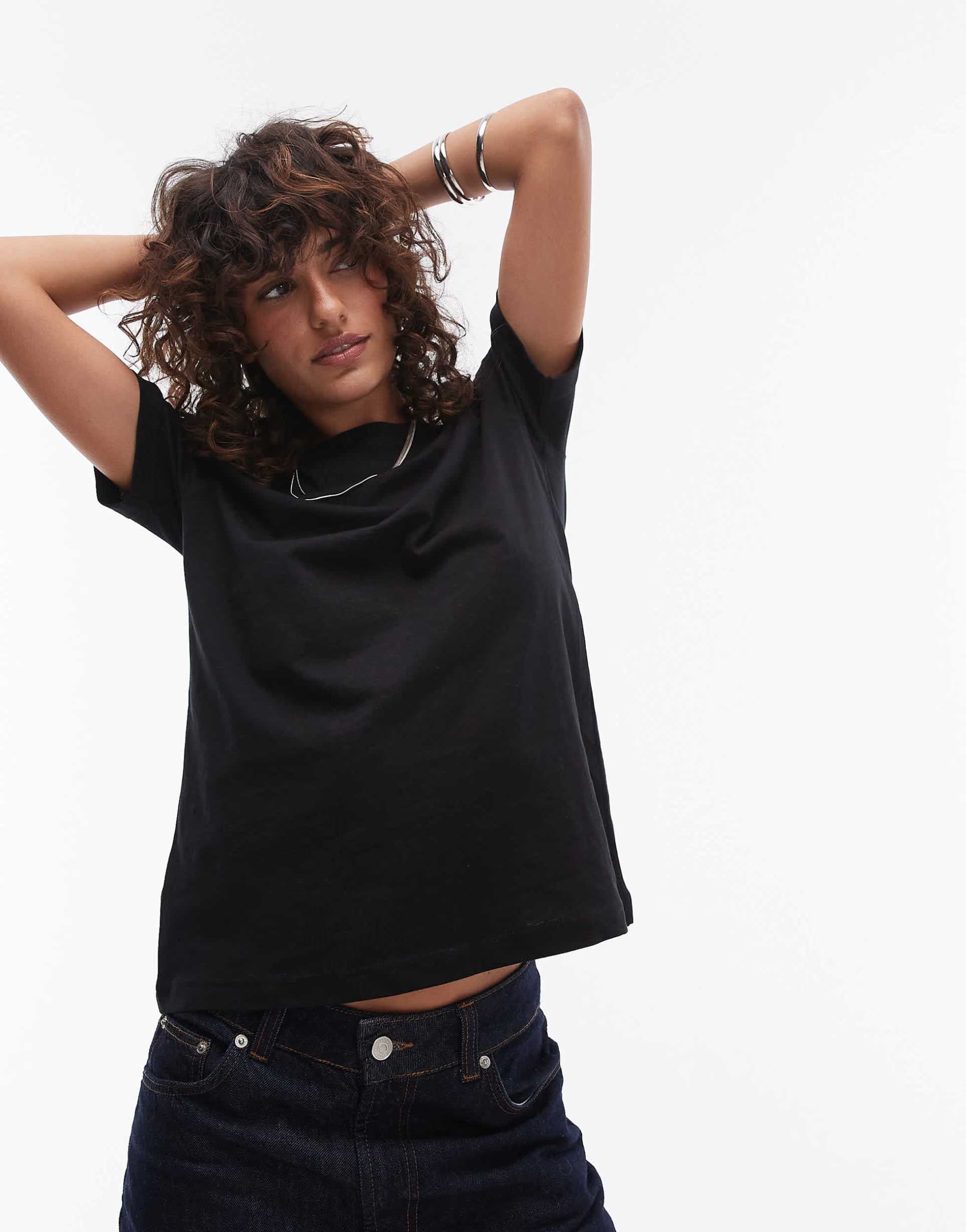 mango premium t-shirt in black