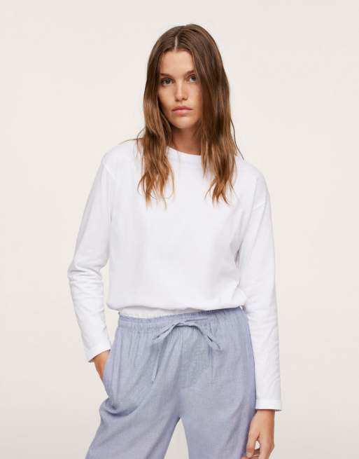 Mango – Pyjamas med elatiska byxor och vit, långärmad topp