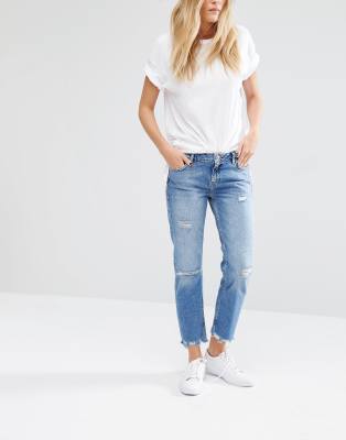 girlfriend jeans mango