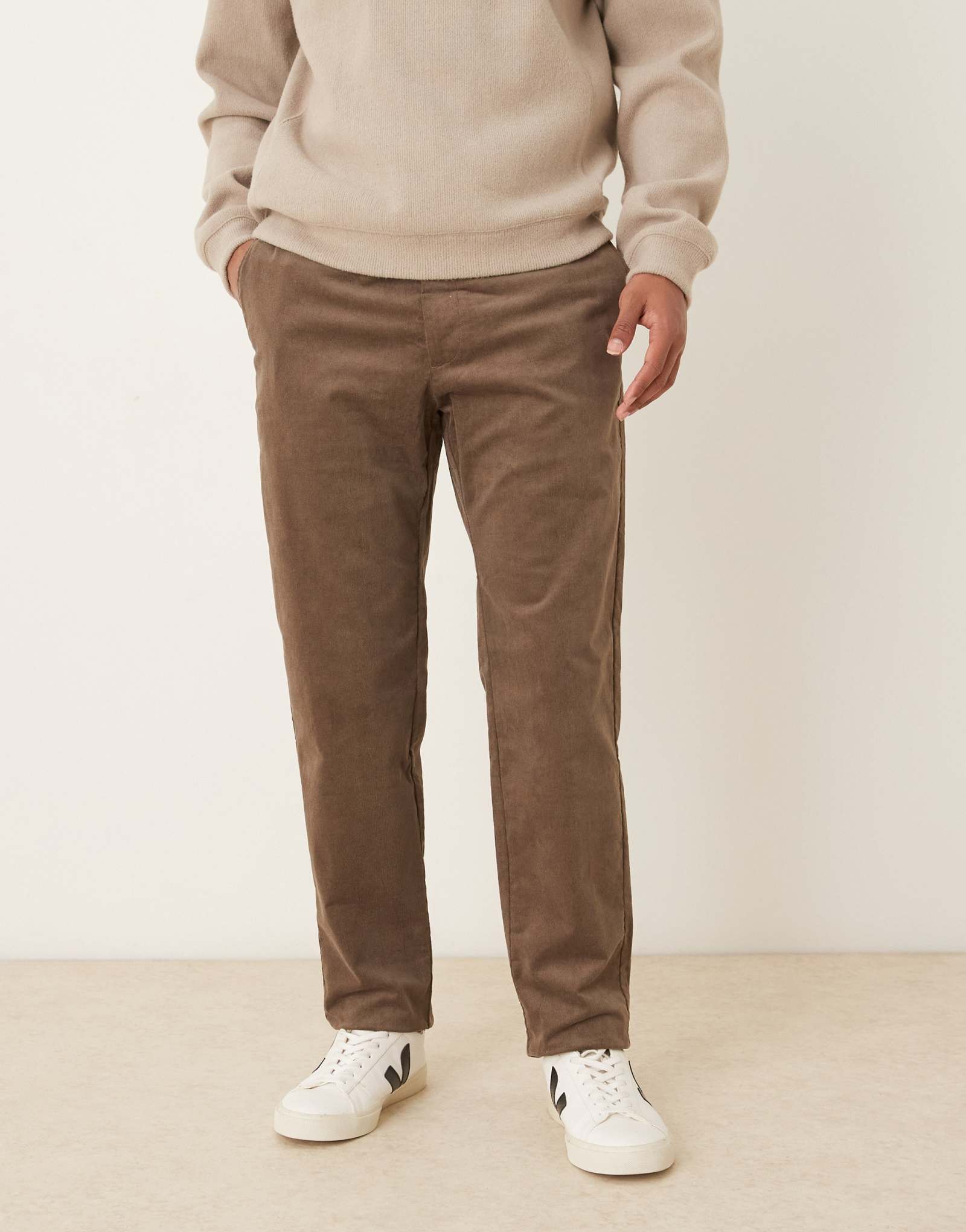 Вельветовые брюки Mango с обычной талией серого цвета