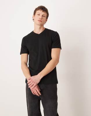 Relaxed-Fit-T-Shirt in Schwarz mit V-Ausschnitt Schwarz L
