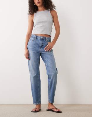 Mango relaxed mom jeans in light blue blue 13490₽