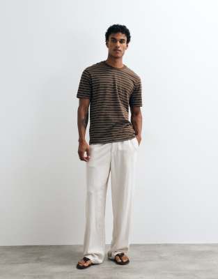Mango Relaxed T-shirt In Brown