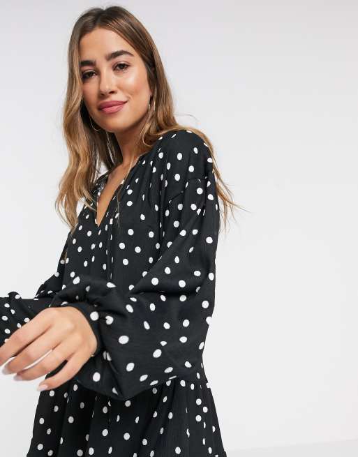 Mango Robe babydoll effet etage en jersey a pois Noir