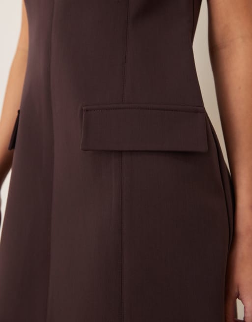 Mango - Robe élégante sans manches coupe courte et structurée à col montant - Marron, 3 de 4