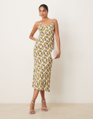 Mango - Robe longue et droite à imprimé géométrique rétro et col V - Rose pastel