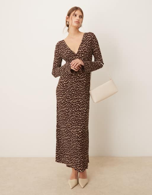 Robe Noire Mi Longue Robe Pull Bordeaux Zara Mango Robe Plissée Mi