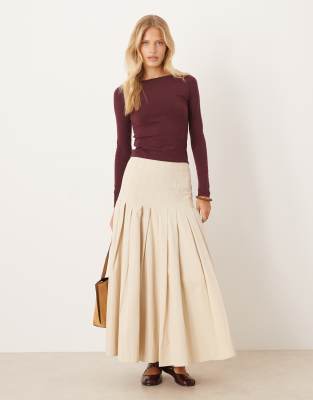 Mango Round Neck Fine Knit Sweater In Red