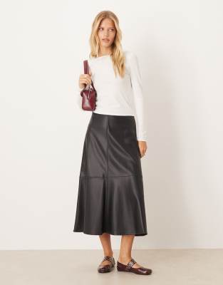 Mango Round Neck Fine Knit Sweater In White