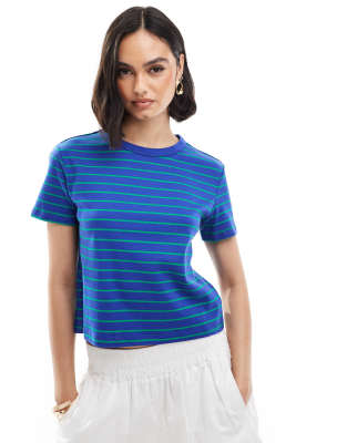 round neck oversized t-shirt in pink stripe