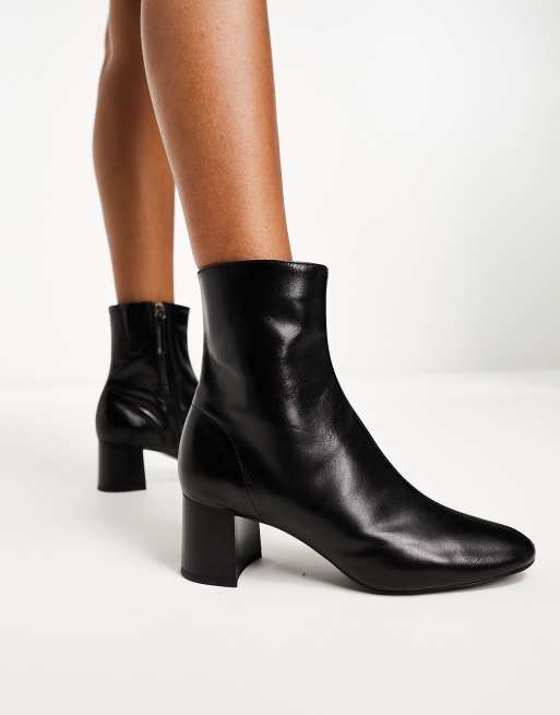 Round toe leather sales ankle boots