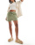 Thumbnail 1 van 5